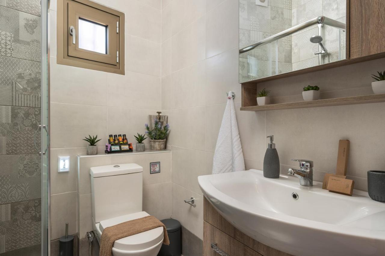 Floral Beach Apt With Lux Extras & Special Treats Kolimvárion Exteriér fotografie